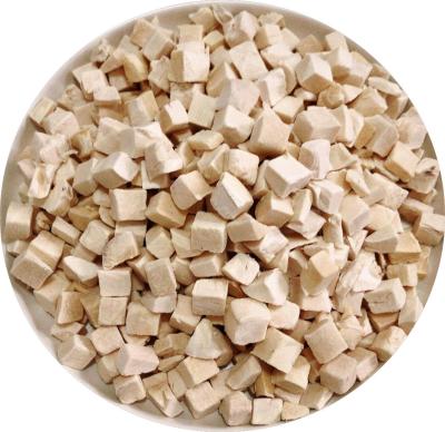 Freeze-dried chicken dice